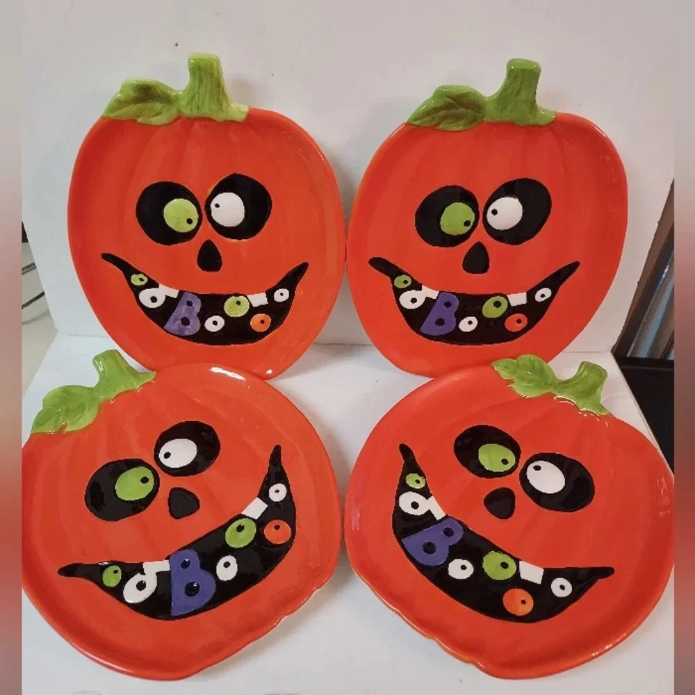 Gibson Home Kookoomon Pumpkin Shaped Plate Set of 4